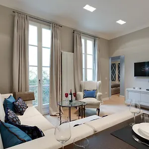 https://cozy-borgo-my-extra-home.it-tuscanyhotel.com